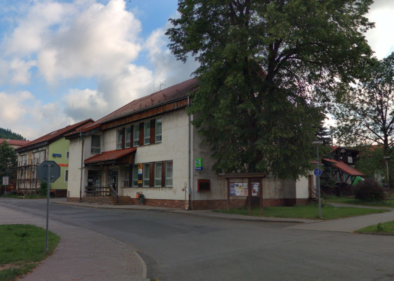 Knihovna před rekonstrukcí v roce 2023